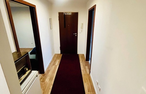 Hallschlag Condo | Fitters' apartment with 6 beds and garden