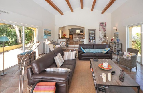 Les Adrets-de-l'Esterel House | Five-Bedroom Holiday Home in Les Adrets d l´Esterel