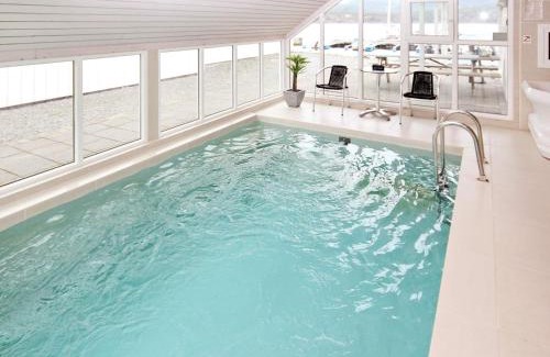 Jelsa House | Five-Bedroom Holiday home in Jelsa 3