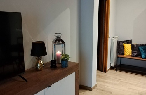 Peretola Apartment | Five minutes from Florence Airport, quaint ground-floor studio apartment.