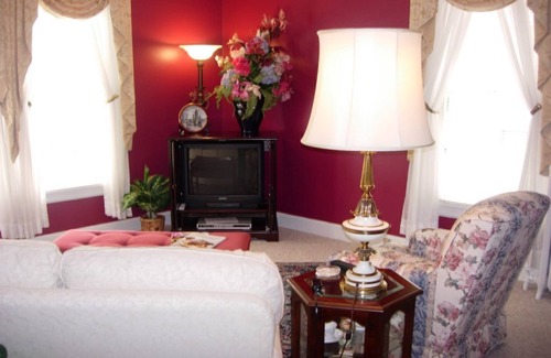 Lebanon Apartment | Five room private suite designed and appointed for your comfort.