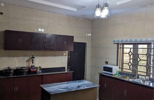 Ibadan Apartment | FIXXERS LUXURY APARTMENTS
