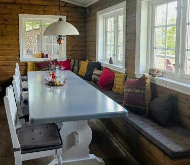 Hjartdal House | Fjellhytte Med Utsikt Over Bonsenås