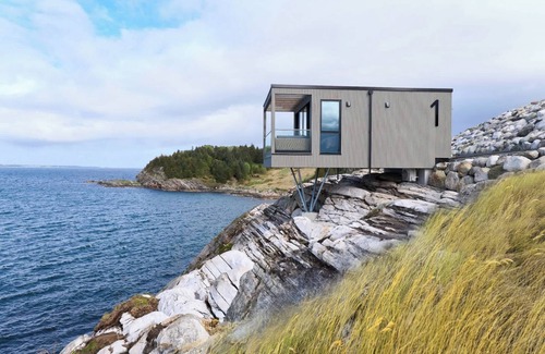 Herdla Cabin | Fjord Suite 1 l Premium Exp l 40min from Bergen