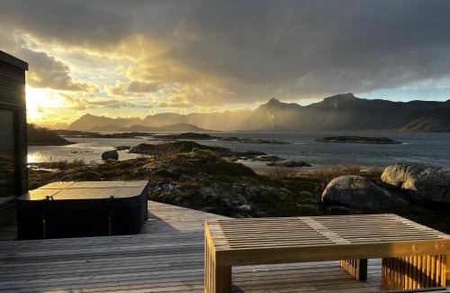 Vagan House | Fjordview Arctic Lodge with sauna and Jacuzzi