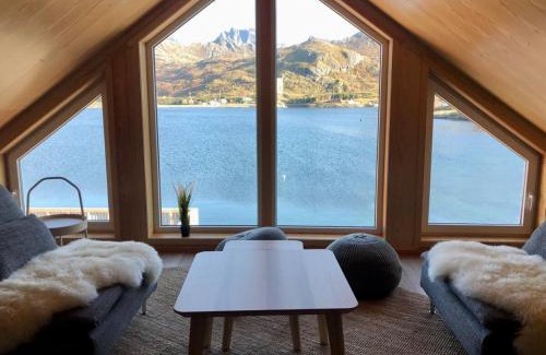 Flakstad House | Fjordview Ryten 2 Retreat