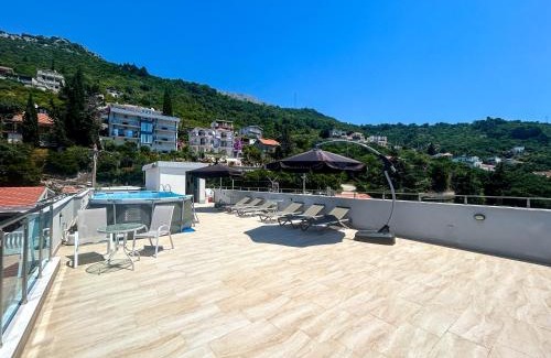 Dobra Voda Apartment | Flabelline