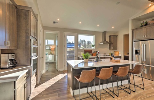Flagstaff House | Flagstaff Home w/Patios + Mount Humphries Views!