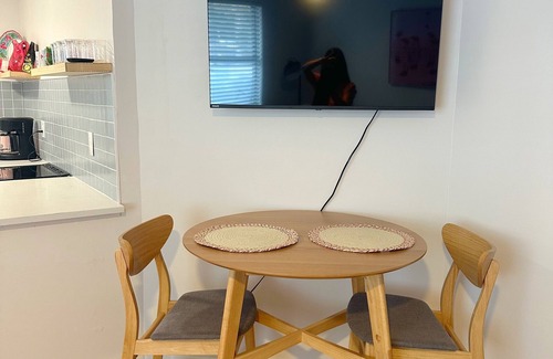 Ozona Villa | Flamingle in Palm Harbor