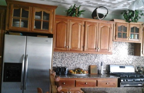 Windsor House | Flamingo Beach Guest House: 7Br/7Ba - 9000 Square Feet! Great Ocean Views
