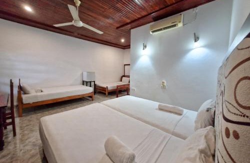 Weerawila Resort | Flamingo Lake Resort