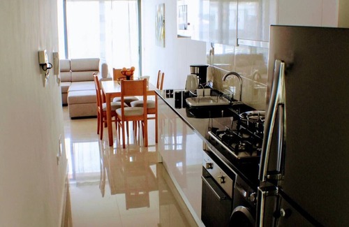 Praia Apartment | Flamingo Plateau. 1A Apt on Rua Pedonal. Praia Central Near cafes & shops