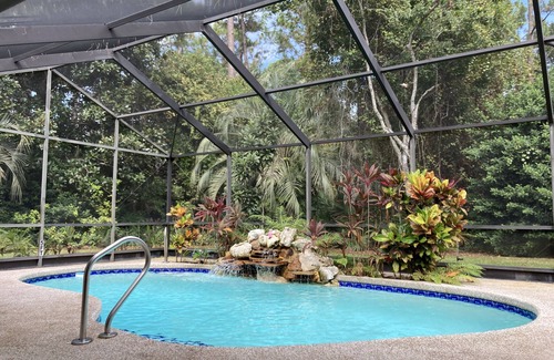 Palm Coast House | Flamingo 🦩 PRIVATE HEATED POOL House: Short Drive to St Augustine, Daytona Beach