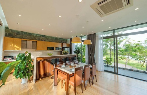 Ngoc Thanh Villa | Flamingos Dai Lai Resort Luxury