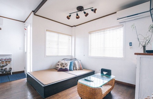 Kadena House | FLASH SALE NOWPrivate Villa3 BedroomLiving BW1 - Whale Okinawa house number 7106/Nakagami-gun Okinawa
