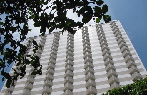 Boqueirao Apartment | Flat 1 bed 43m2-in Boqueirão - facing the sea with garage, A / C and services