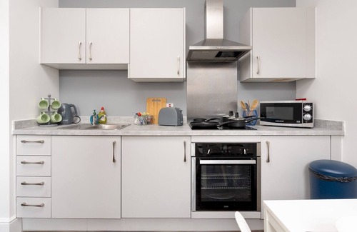 Chinatown Apartment | Flat 1, Colquitt St, 1 Bed, L1 - Pass the Keys