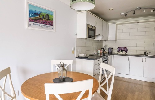 Pembroke Cottage | Flat 2