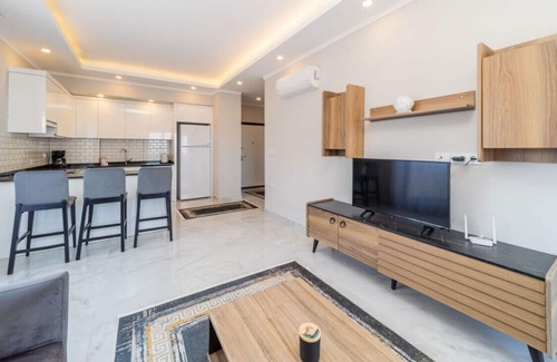 Avsallar Apartment | Flat 5 min to Beach with Pool and Hammam in Alanya