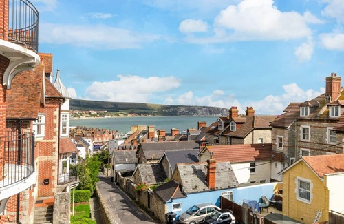 Swanage Apartment | Flat 5 Penlu - Two Bedroom Apartment, Sleeps 4