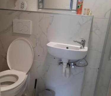 Abstatt Apartment | Flat Bangoua