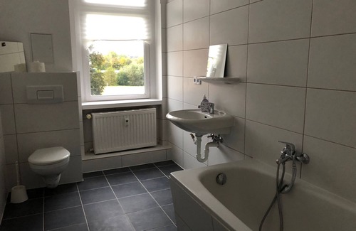 Zeitz Apartment | flat for 5 ★ in Zeitz close to Gera & Altenburg ★