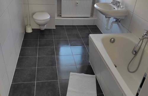 Zeitz Apartment | flat for 5 ★ in Zeitz close to Gera & Altenburg ★
