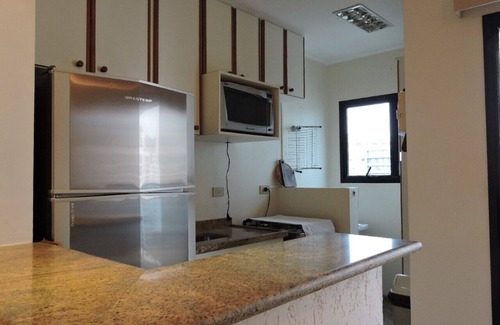 Pitangueiras Apartment | Flat in Guarujá 70 meters from the beach