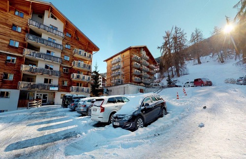 Saint-Pierre-de-Clages Apartment | Flat in Nendaz near Ski Slopes