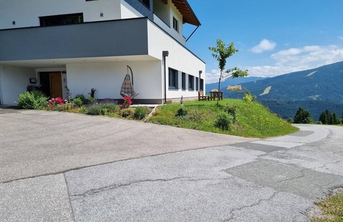 Wagrain Apartment | Flat in Wagrain near Ski Slopes