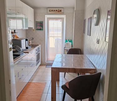 Quartiere XI Portuense Apartment | Flat on Roman Rooftop