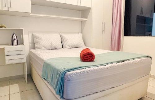 Jardim Excelsior Apartment | Flat perto da Rodoviária com Ar Condicionando, Wi-Fi e Smart TV