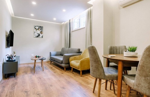 Yakuplu Apartment | Flat w Jacuzzi, 8 min to Torium Mall in Beylikduzu