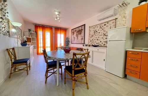 Porto Santa Margherita Apartment | Flat with a partial sea view