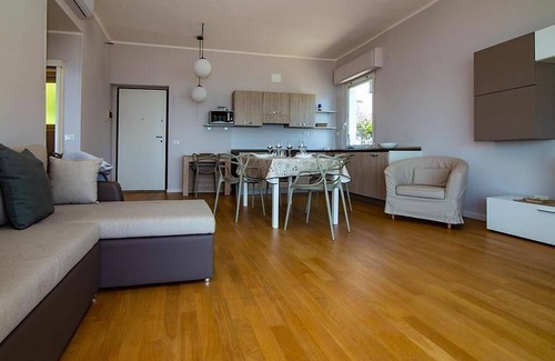 San Lorenzo al Mare Apartment | Flat with parking and lovely seaview terrace | V03