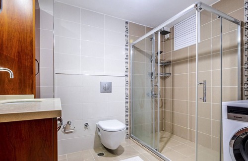 Uskudar Apartment | Flat with Sea View near Uskudar Ferry Station