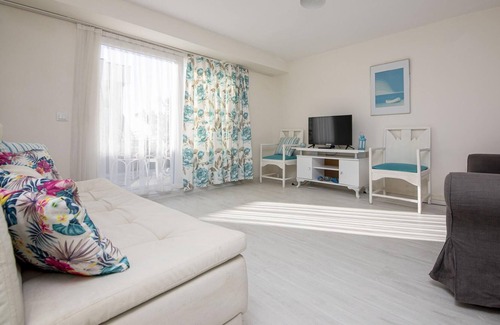 Dagbelen Apartment | Flat with Sea View, Pool and Terrace in Bodrum