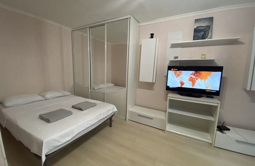 Kyiv Apartment | FlatRent near the Center