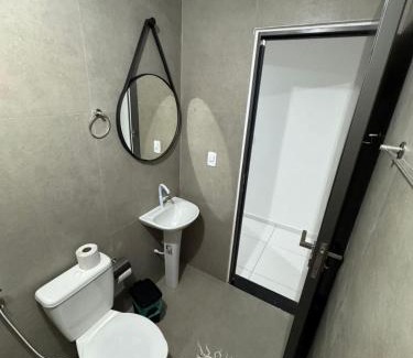 Praia dos Anjos House | Flats super bem localizado!