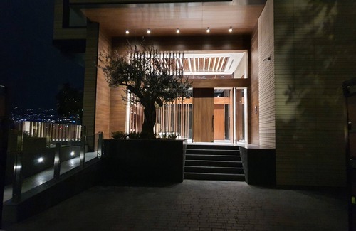 Beirut House | Flawless tower 14th floor sioufi