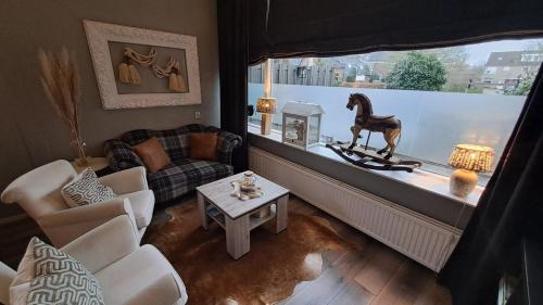 Lisse Apartment | Fleurdelis