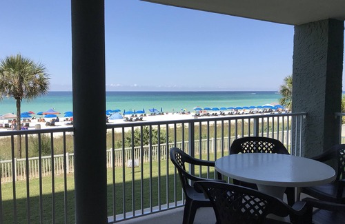 Long Beach Condo | Flexible Policies: Affordable #3 *Beach Front Condo* Condo Great Views!