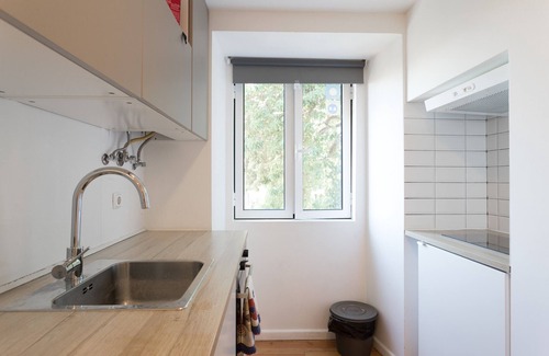 Santo Amaro Apartment | FLH Lx Factory Modern Flat
