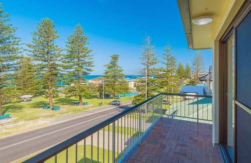 Yamba Apartment | Flinders Lodge - an idyllic holiday rental