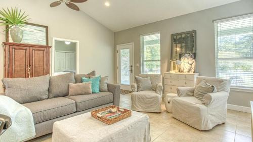 San Juan House | Flip Flop Cottage - Great rates and dog friendly with additional pet fee