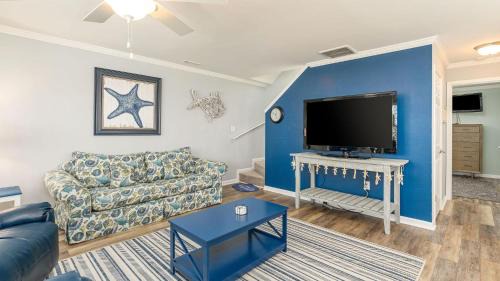 North Myrtle Beach House | Flip Flop Inn - 3rd Row - Cherry Grove Section