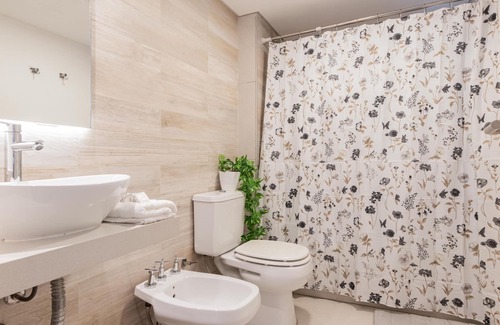 Colegiales Condo | Fliphaus + Salvador 5800 'A' - 4 Bd Pool & BBQ
