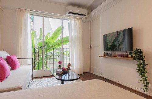 Almagro Condo | Fliphaus + Sarmiento 4300 - 2 Bd in Almagro