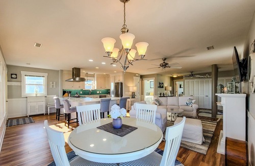 Topsail Beach House | Flippin' Out: A Slice of Coastal Paradise