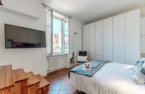Como City Centre Apartment | Flipping Flat - by MyHomeInComo